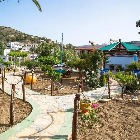 דירה Filoxenia Vromolithos