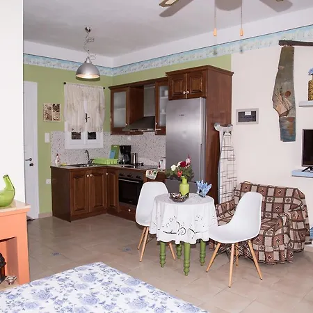 Filoxenia Apartament Vromolithos