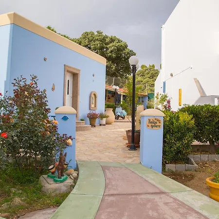 Filoxenia דירה Vromolithos